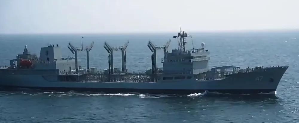 阿拉伯海传来一声巨响，巴基斯坦向沙特证明了实力：潜艇准确摧毁目标。中东多国再次见