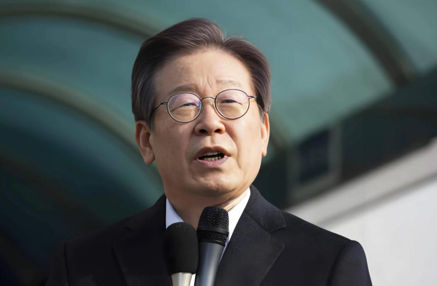 韩国总统李在明下了一步险棋，在没有和中国官方商议的情况下，率先向公众公布了一个与