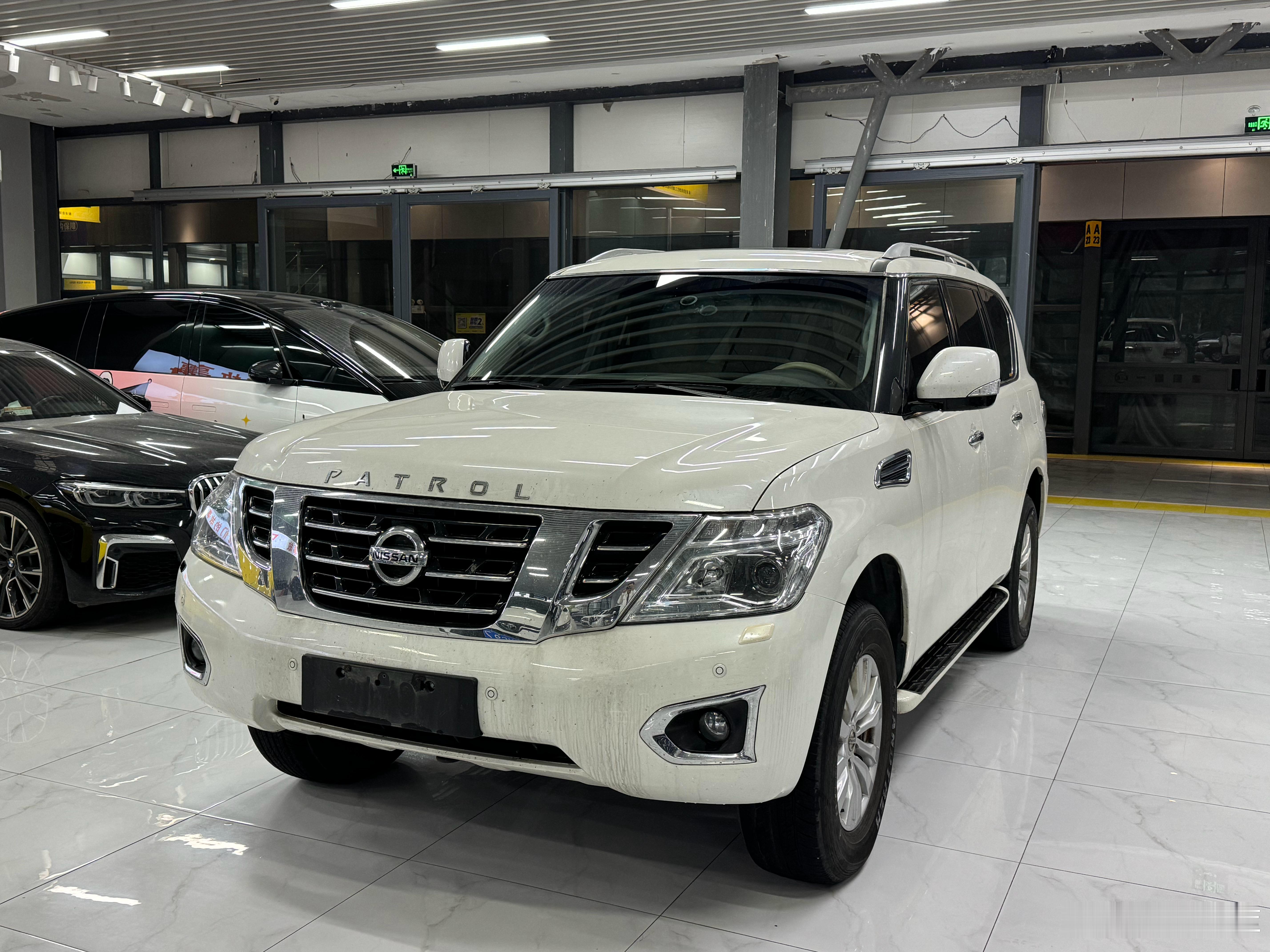 今天顺利成交5台那台奔驰GLE没挣钱主要是底盘 机器投资太大弄起来费神下午平价给