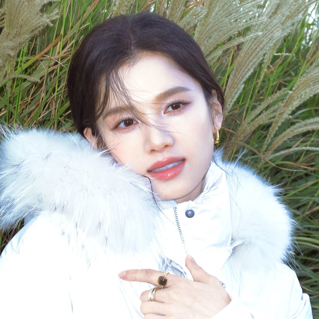 张婧仪[超话]张婧仪梦花廷zjy张婧仪缇兰追星最美好的时刻莫过于舞台上的光恰好打