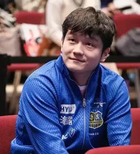 樊振东为何打不过勒布伦兄弟？
俱乐部王志教练，犀利点评，分析原因，一针见血：
