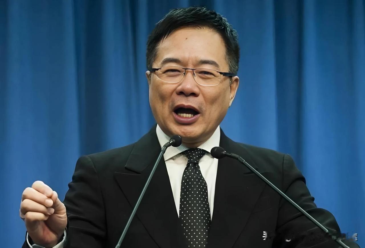 九三阅兵亮底牌！蔡正元一句话硬刚美国：这次我是真不怕了
 
2025年9月3日，