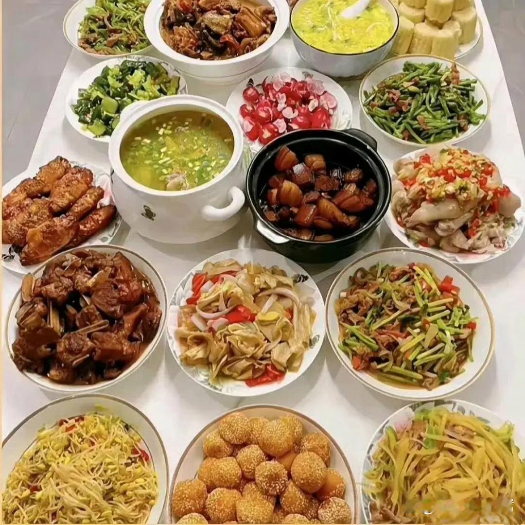 三个朋友请你吃饭，你会去谁家？ 