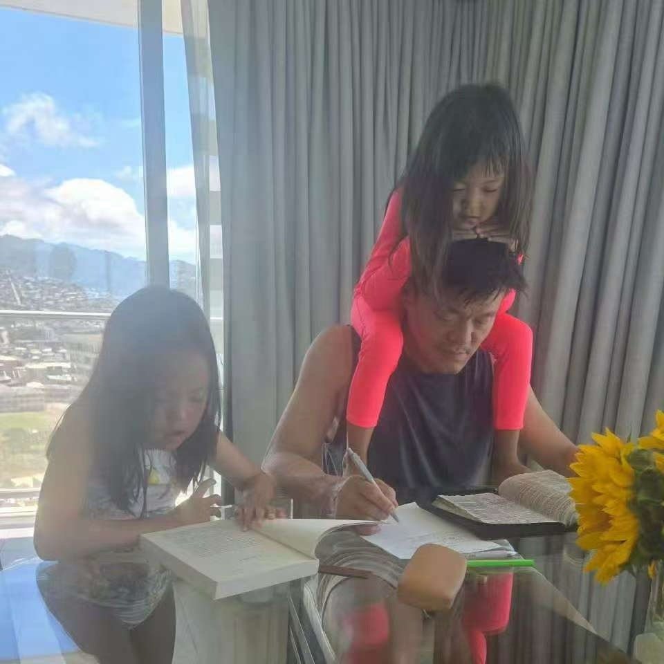JYPins合照JYP与女儿合照JYPins合照，如何，绝了 ​​​