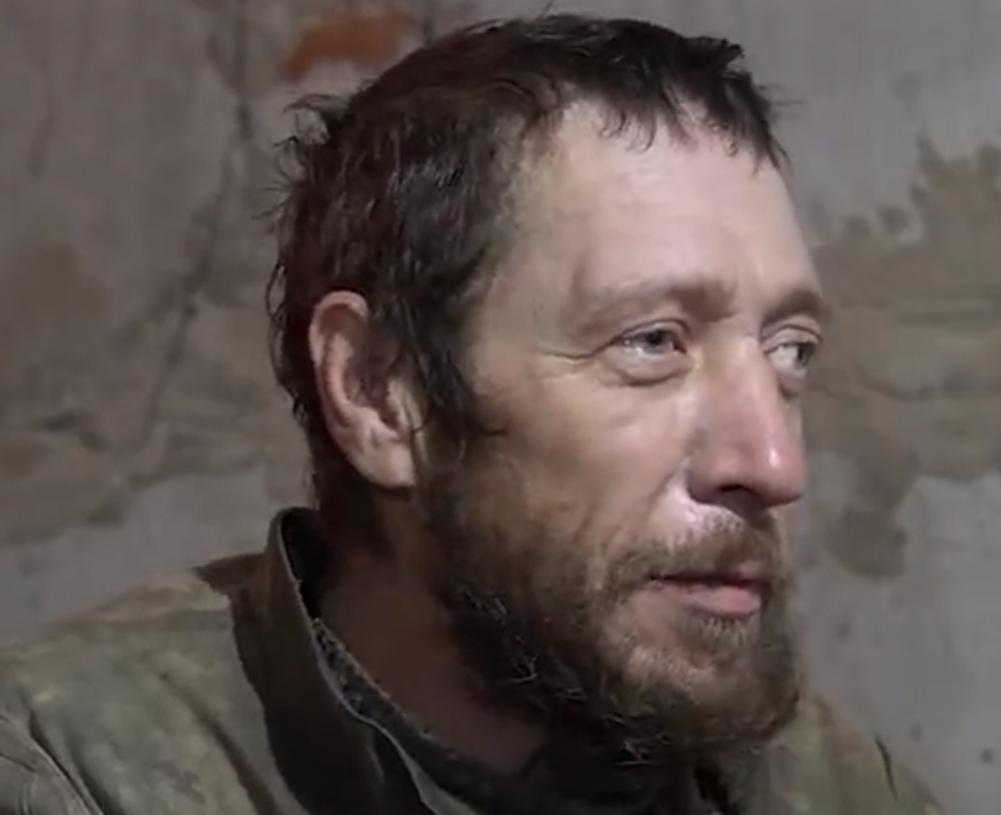 [浮云]红军城包围圈2 名乌军扛不住主动投降，向俄军招供，在红军城包围圈里，非常