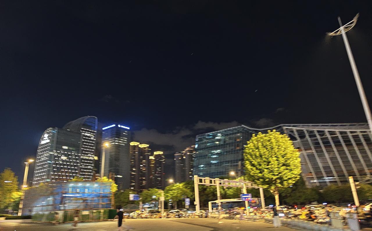秋天来了，天气干燥，请问有好的养生方法吗？