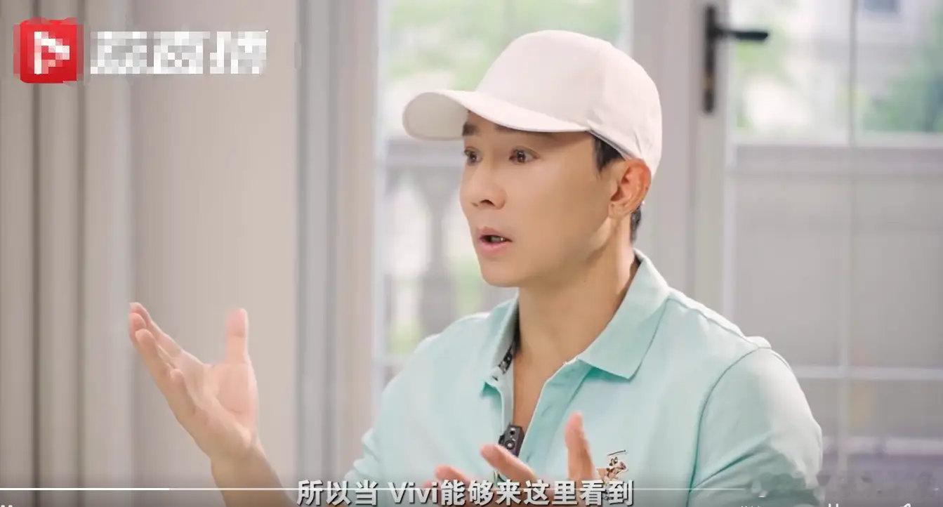 刘畊宏谈定居苏州：公园多到超乎想象。近日，刘畊宏在接受采访时。谈及定居苏州，他表
