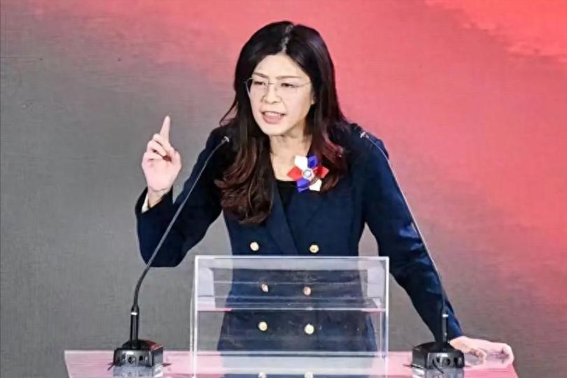 赖清德会被迫下台吗？岛内这场弹劾风波，从来都不止表面这么简单
 
近期台海周边战