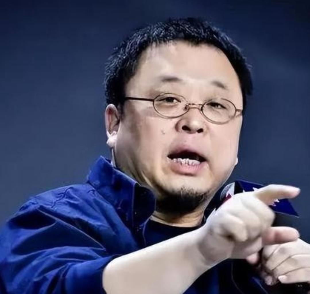 怎么现在跟餐馆干上了，并且还是，走到哪都能碰上食品问题。
我个人觉得吧，要真觉得
