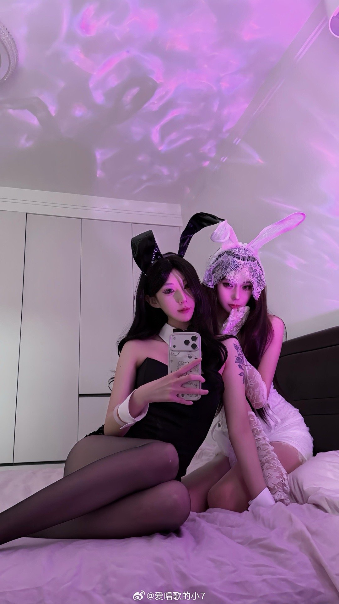 我不仅长得好看 逗你也只需要勾勾手 