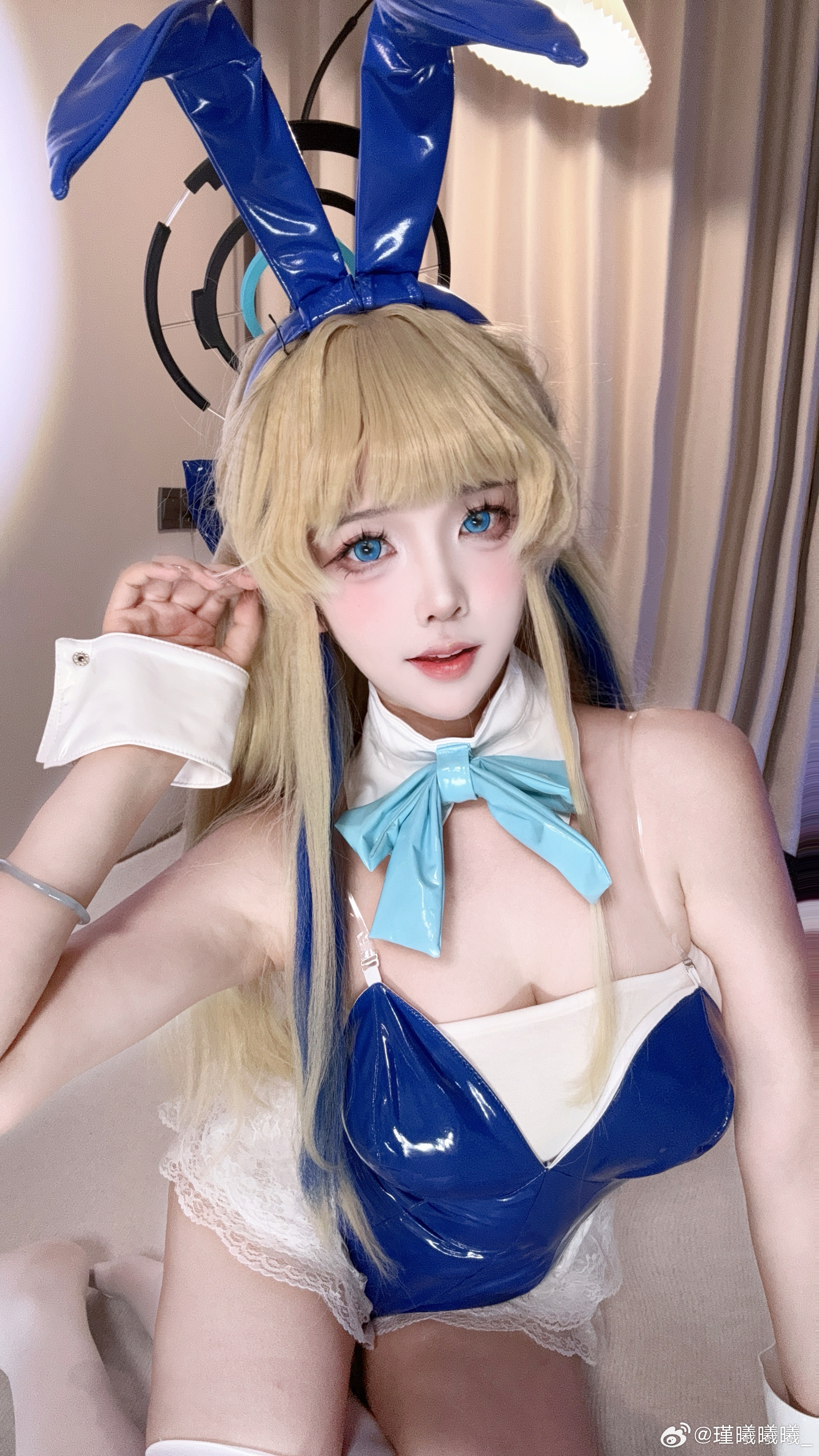 [打call][打call]最近沉迷兔女郎cosplay[超话]飞鸟马时蔚蓝档案