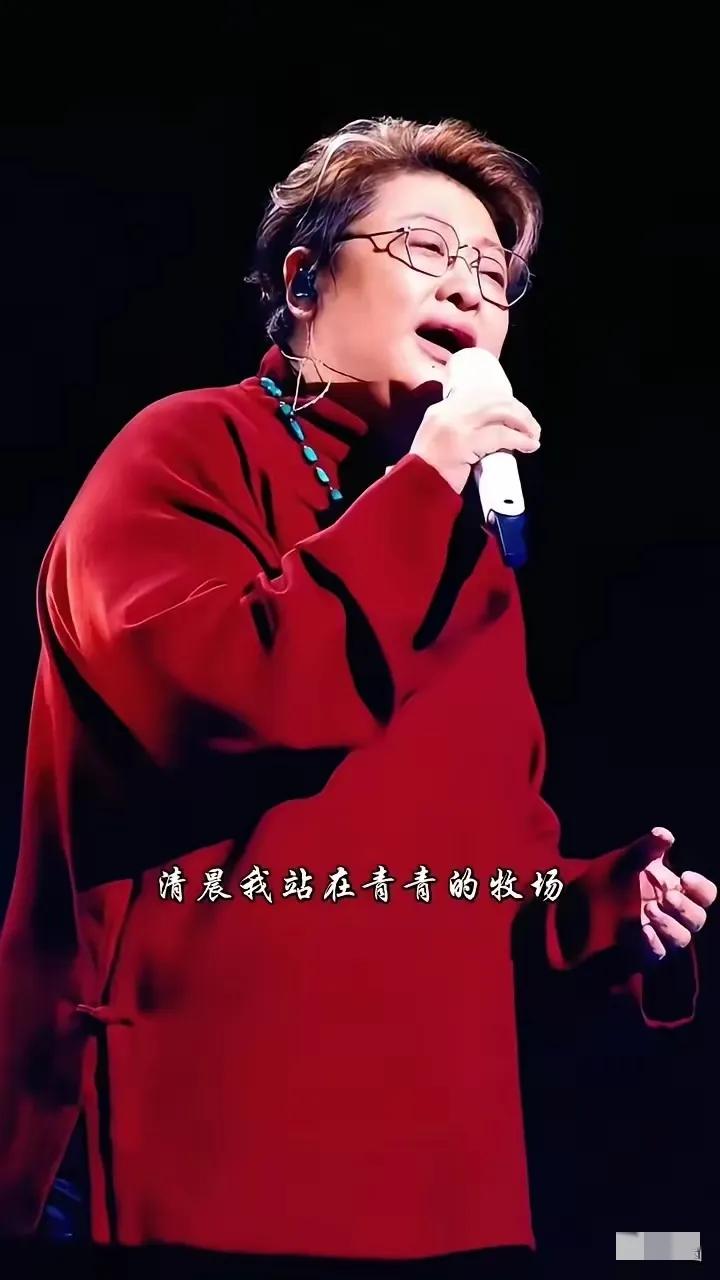 韩红在深圳演唱会上公布了一组数据，念完以后，全场都沉默了。

那组数字其实很简单