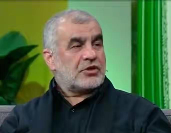 2400多万伊朗人集体在“为伊朗捐躯”网站登记。有网友发文说，就连总统、议长都带