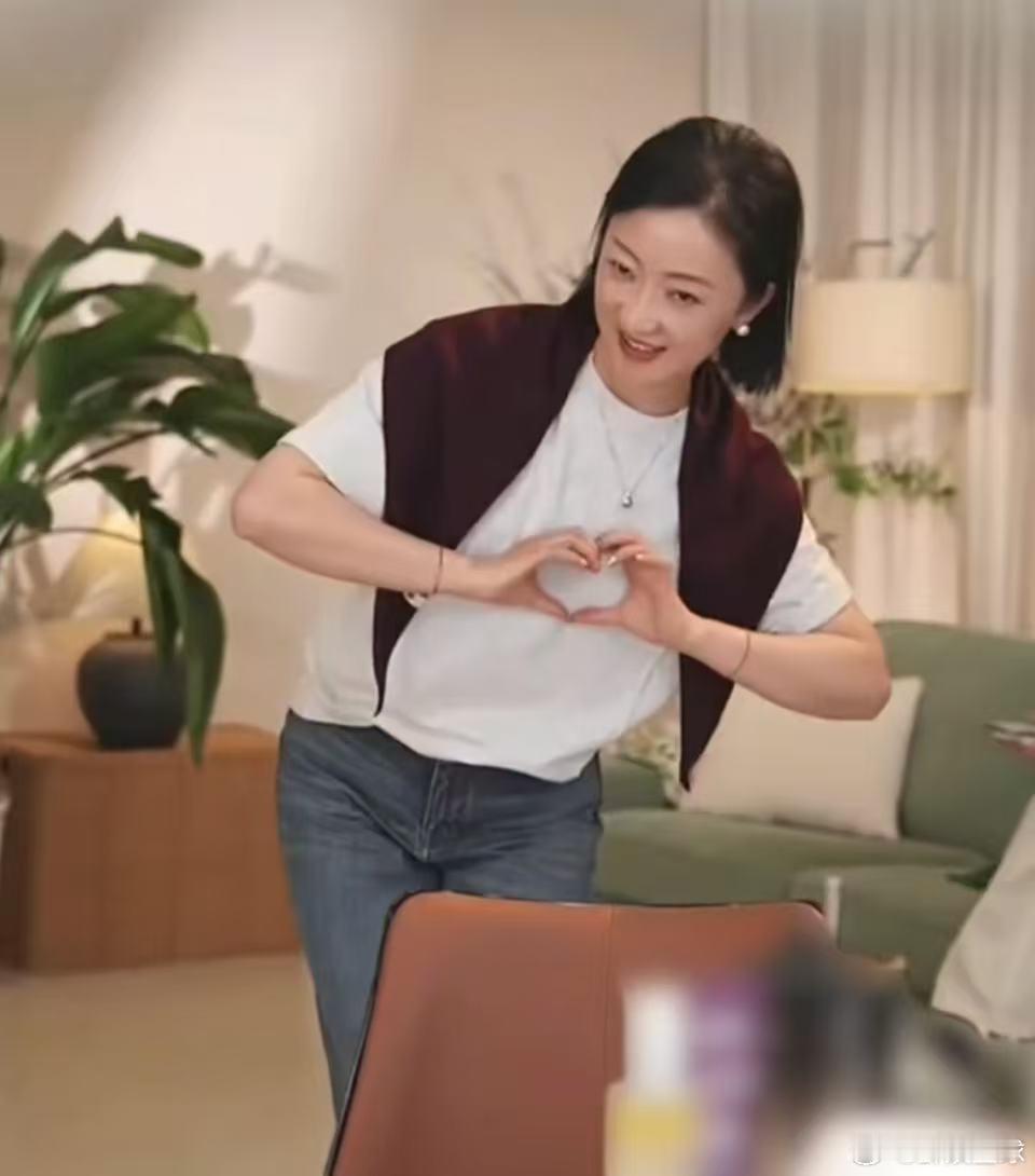 张瑶模仿李小冉张瑶模仿李小冉心愿便利贴这段儿好好笑哈哈。张瑶模仿李小冉心愿便利贴