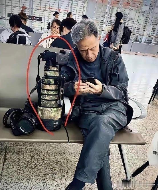 背了一套房出门 