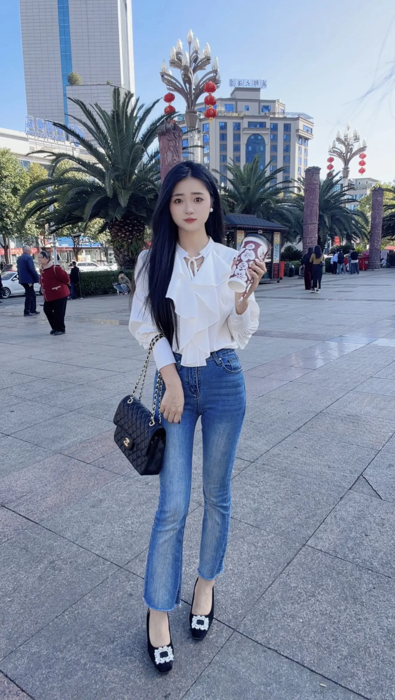 奶茶一杯快乐加倍