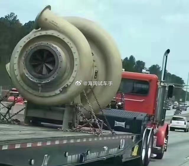 这是涡轮？？？这得配啥发动机啊[恐惧]