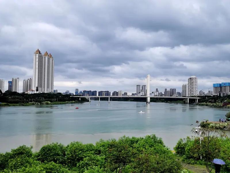 南宁美丽南方曾经可是乡村游的顶流。2015年接待超65万人，旅游收入3250万，