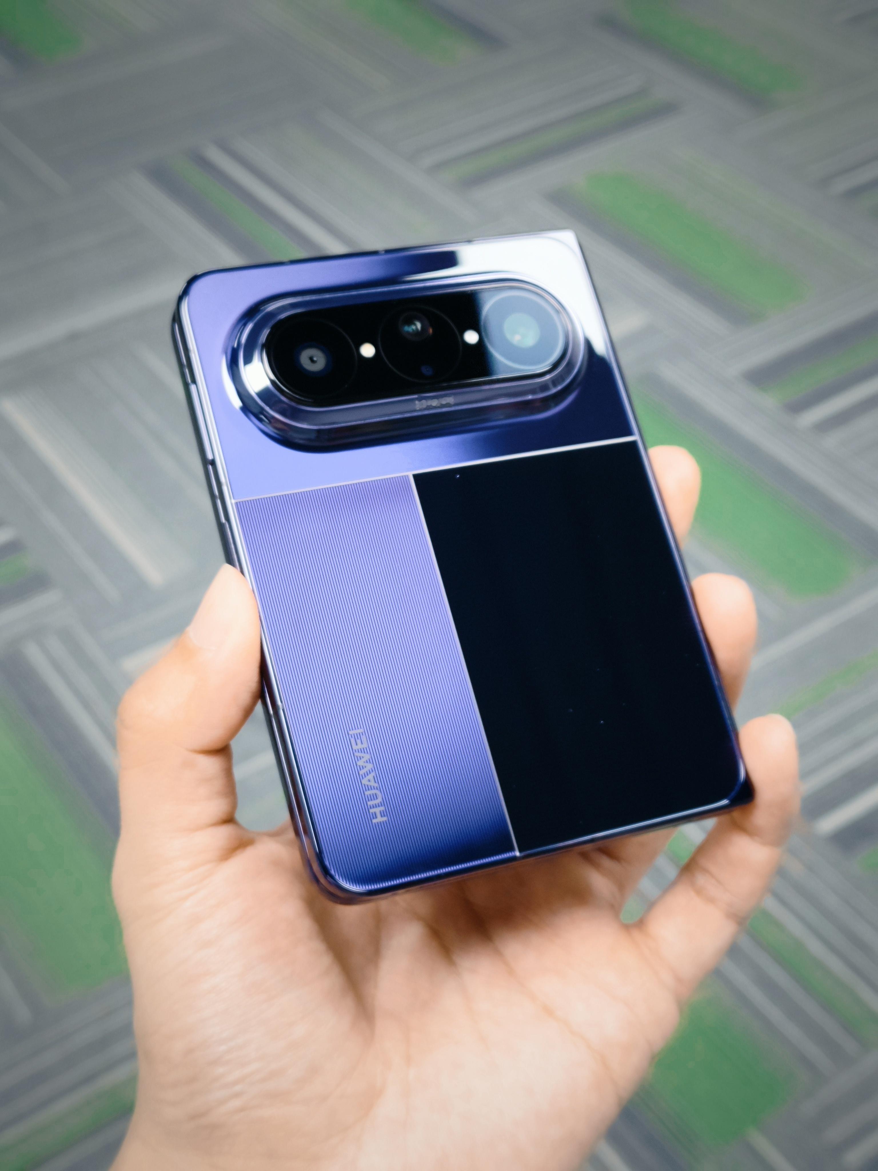 Pura X Max一直在做项目，还没办法当主力机，等明后天拍完我直接换。因为这