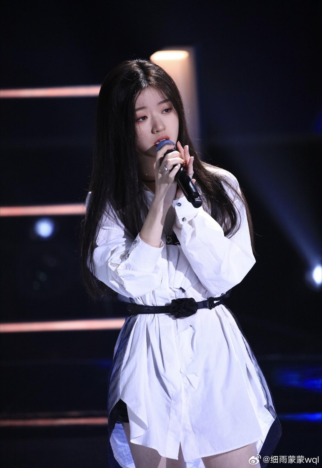 单依纯以后想开演唱会估计难了，原因很简单，那就是单依纯有一个最大的问题，她实在是