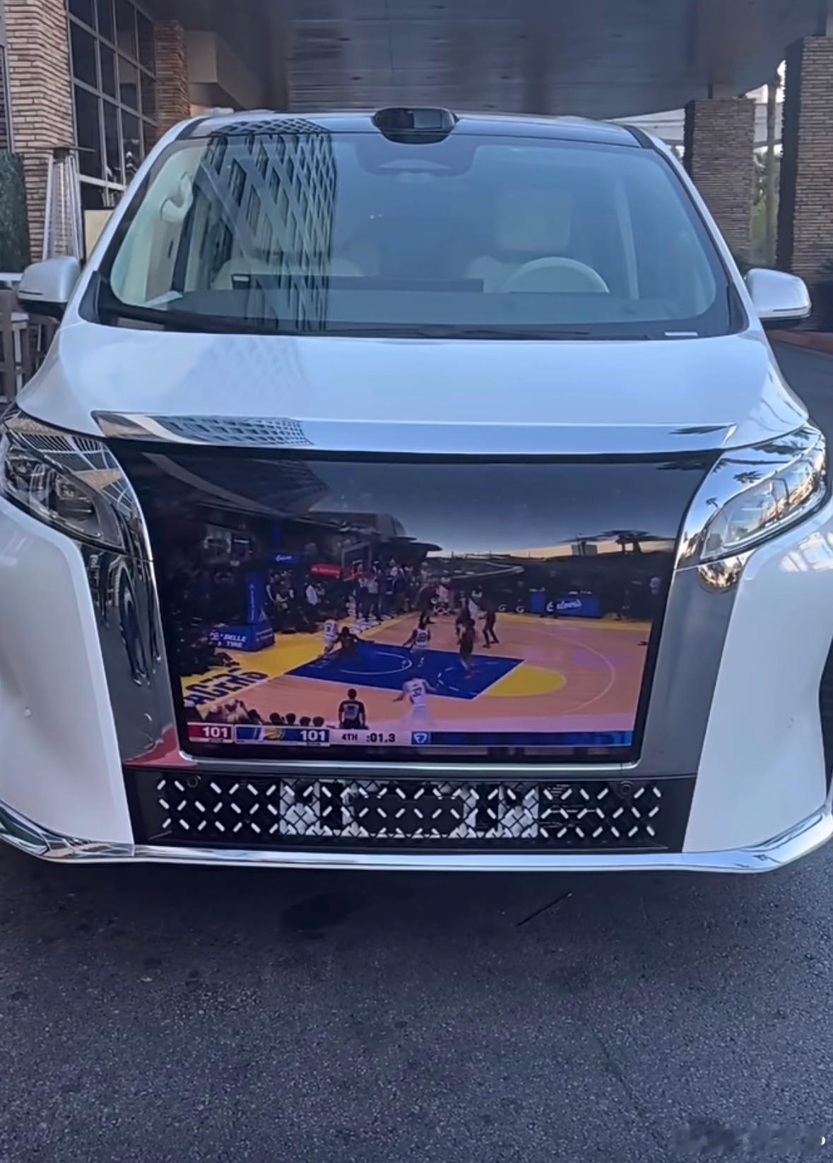 交警：知道什么车撞的你吗伤员：好像是凯尔特人我与汽车的日常