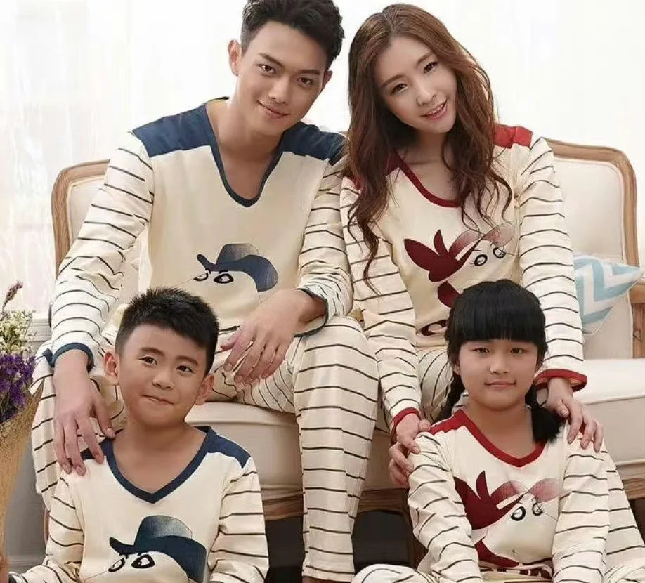 许凯当模特那会儿还挺有人夫感的啊😂