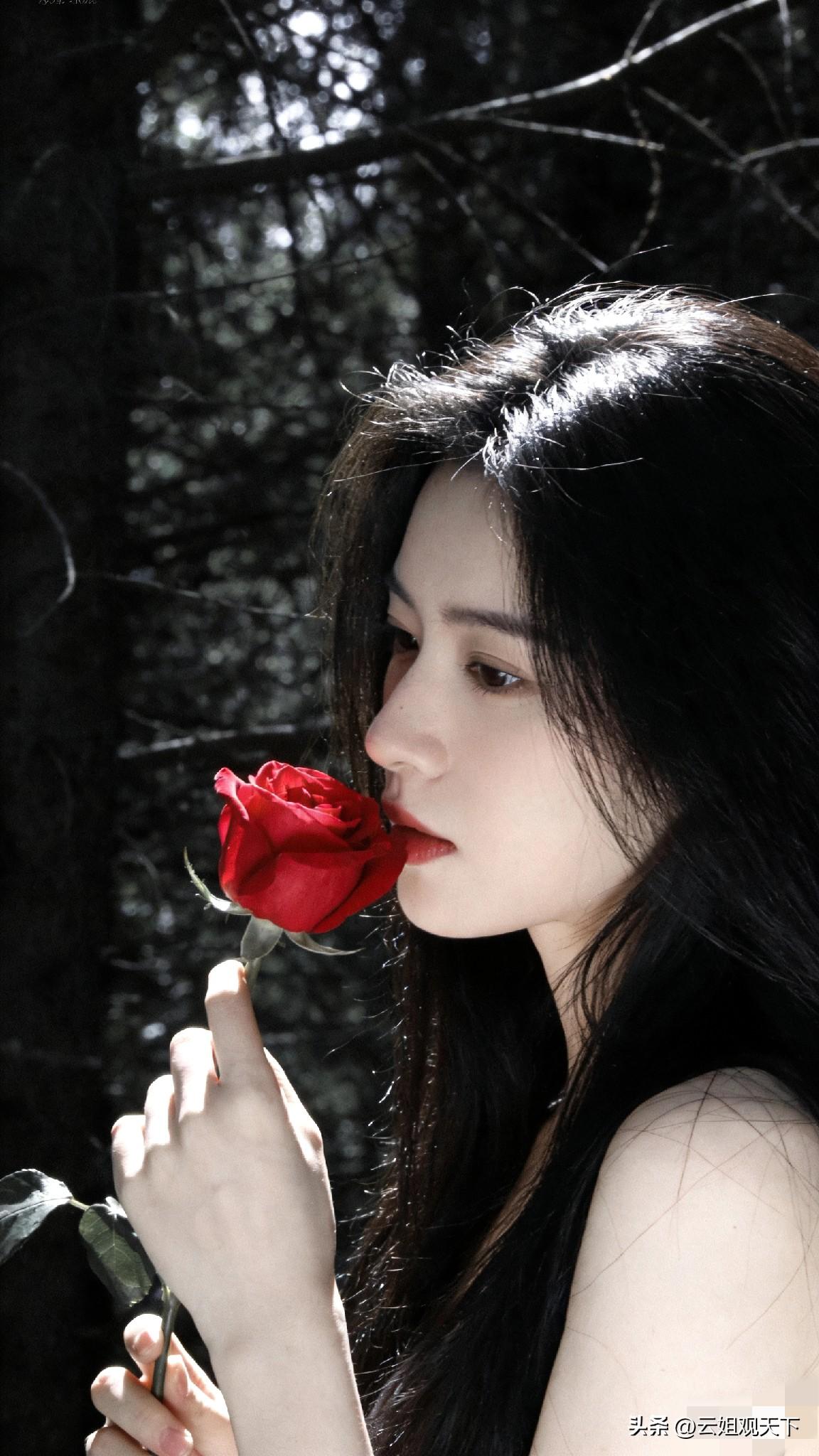 婚外情：甜是一时，痛是一生
 
婚外情，就像一场华丽的骗局。
 
一开始甜得像糖