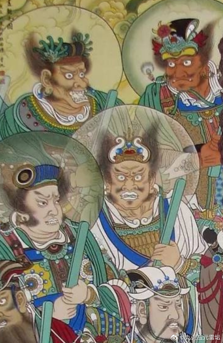 道教咒语 | 显灵咒！直坛威烈将，颅头与桑铜。速出九阴位，星火降坛中。追魂千里去