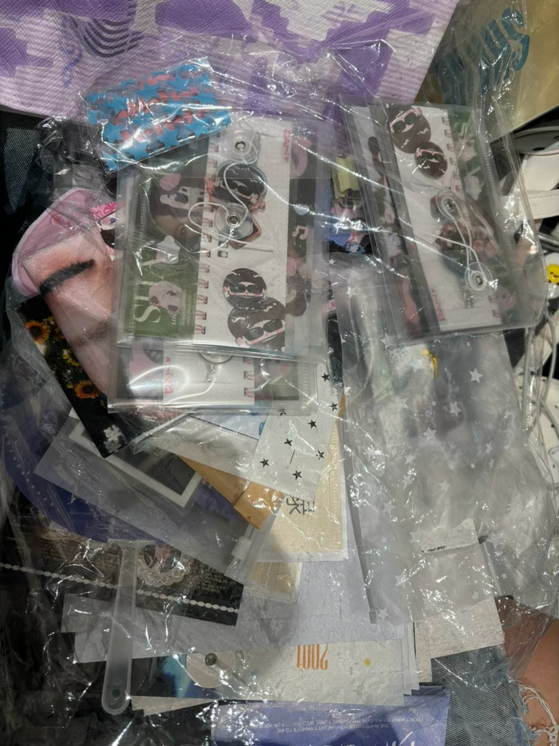 空手套白狼套了一大堆下次还来 上海·上海华润时代广场