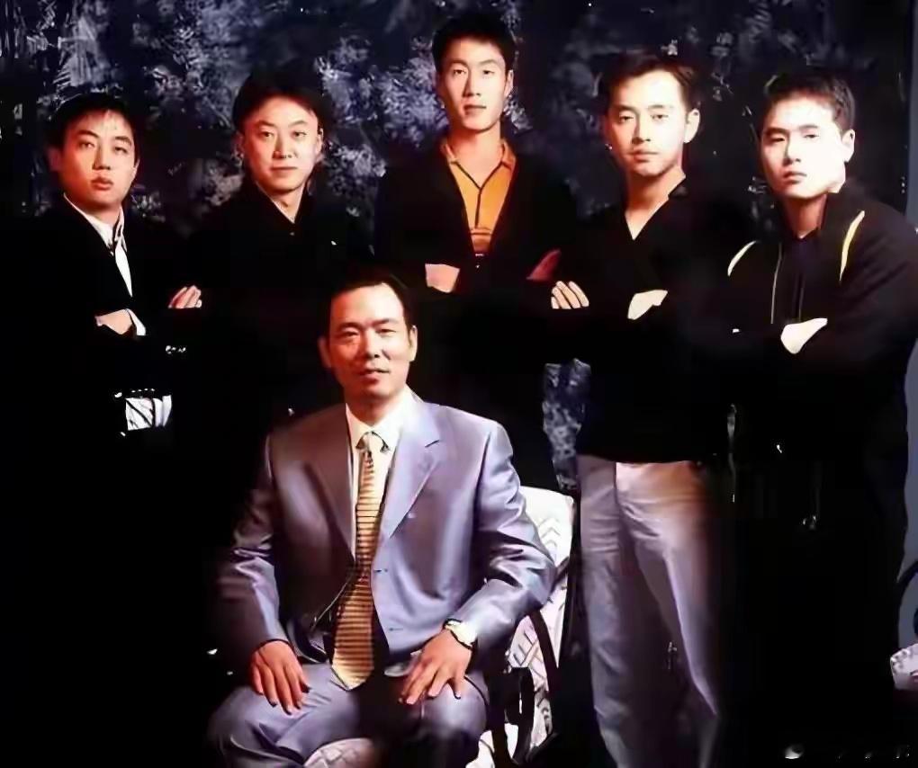 团体世乒赛：国乒遭遇16年来首败！男队上次输球已是26年前事情2026年伦敦团体
