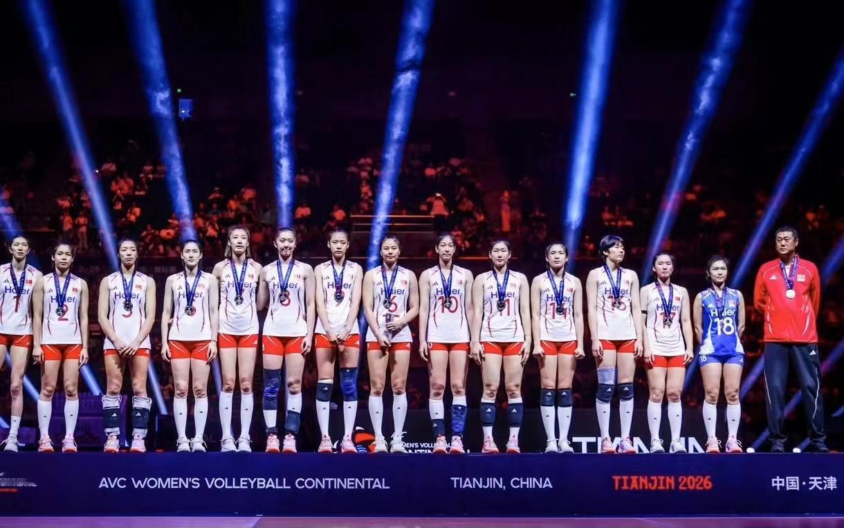 2026年女排亚锦赛决赛，中国女排以2-3不敌泰国女排，错失直通洛杉矶奥运的绝佳