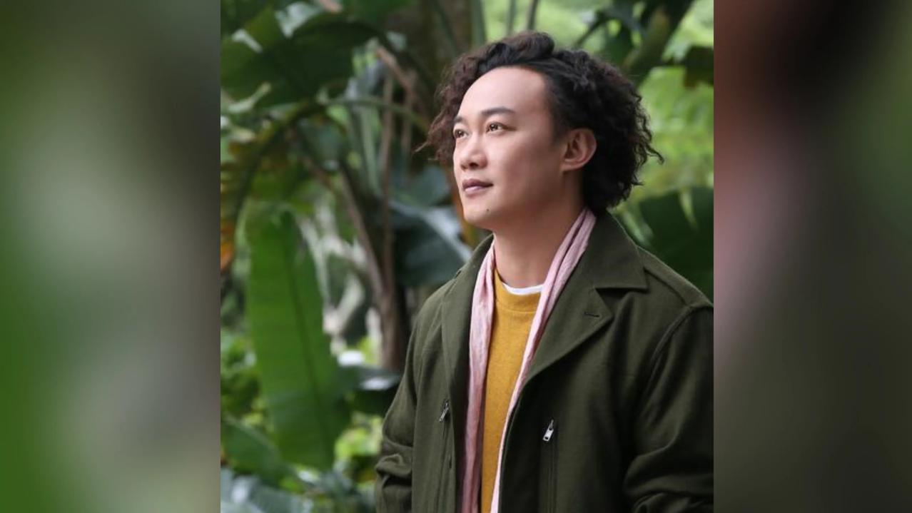陈奕迅日本场惊现“炸弹空投”？离大谱！家人们，陈奕迅日本演唱会本该是音乐盛宴，结