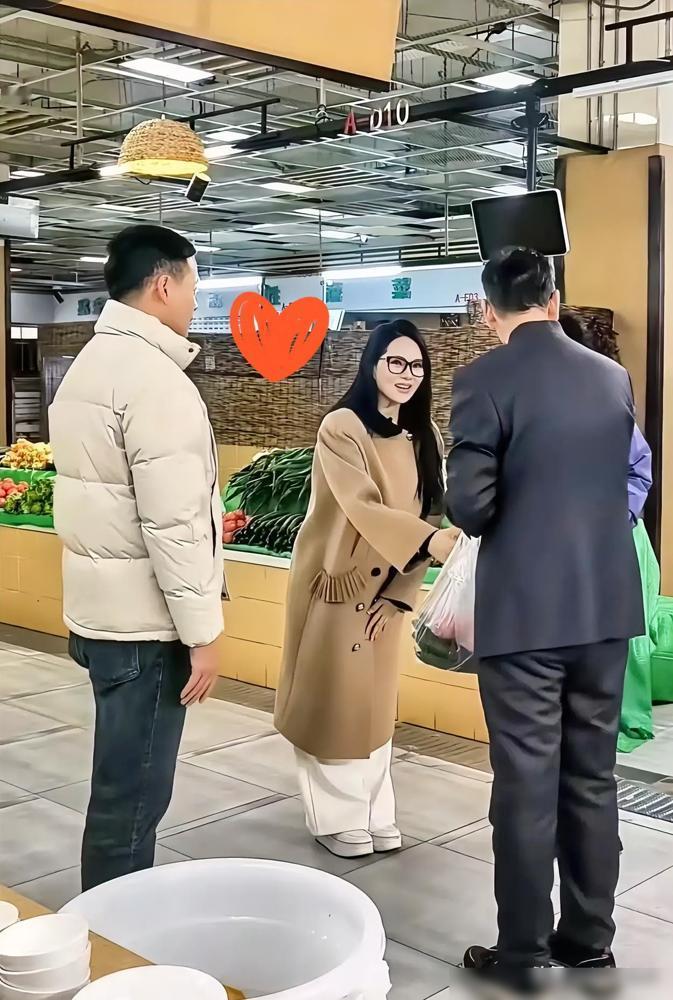 秦昊给天下所有的男人，
​
​上了一课，那就是：
​
​找老婆可以找美的，也可以