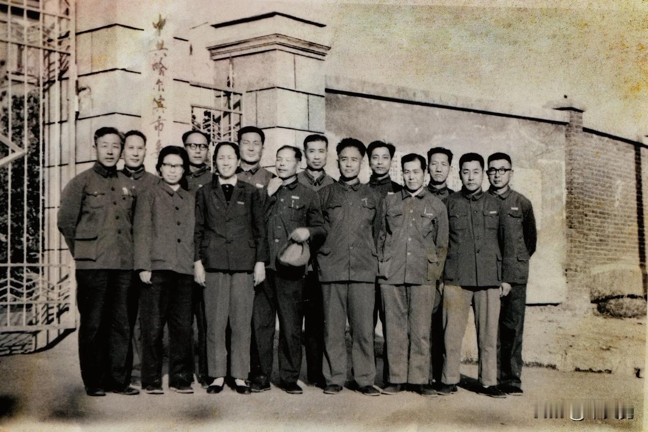 父亲在党校学习中