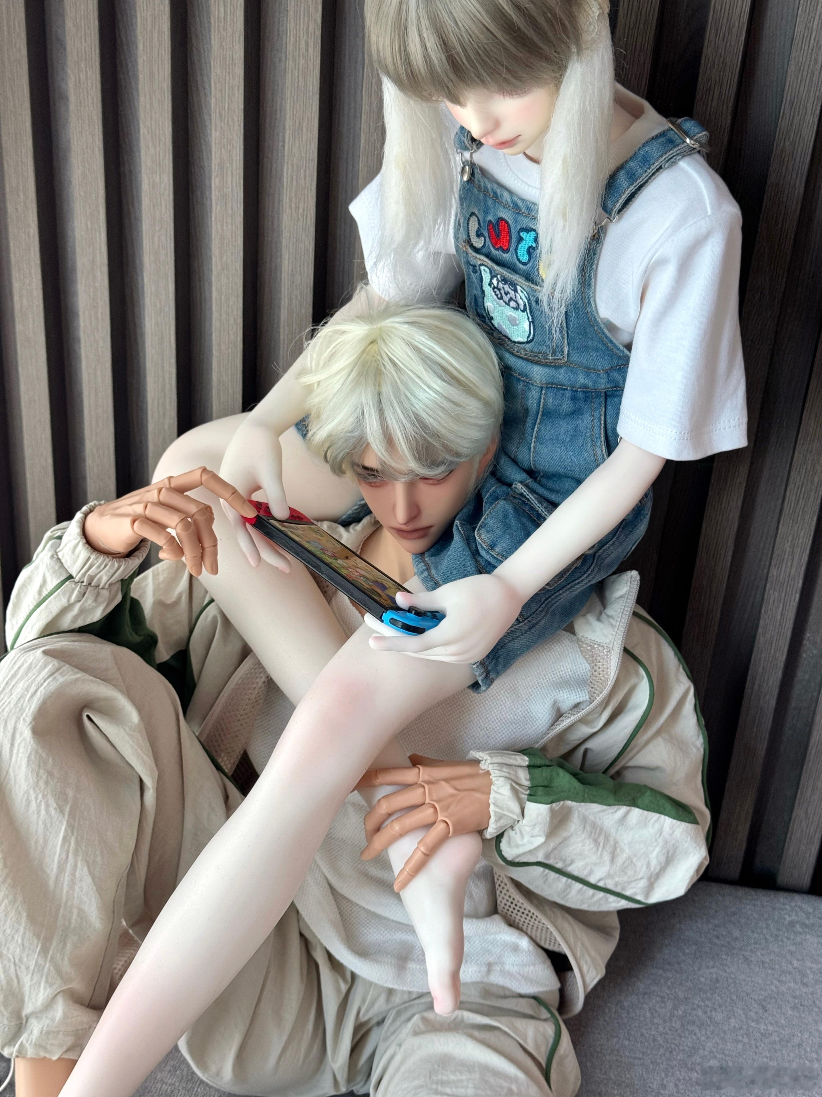 就知道玩 