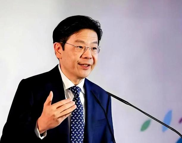 中美起冲突，新加坡挺美国；中日起冲突，新加坡挺日本；中菲起冲突，新加坡挺菲；中印