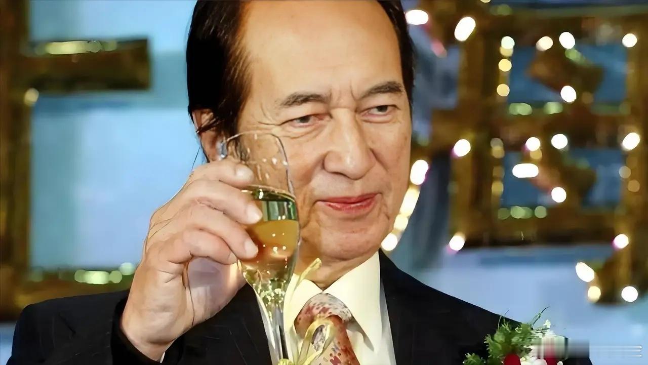 赌王何鸿燊曾说过一句话，让人后背发凉！“你赢了2000万想走，赌场不会拦你。但就