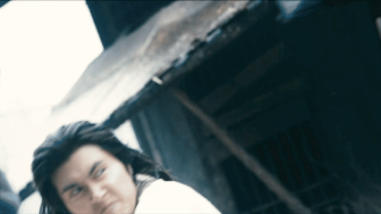 高伟光新剧白马王子爆改脏脏包 看到高伟光这次的形象的时候确实有点好玩，但在剧里面
