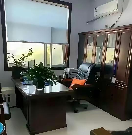 网友：体制内的办公室，感觉就是很舒服 ​​​