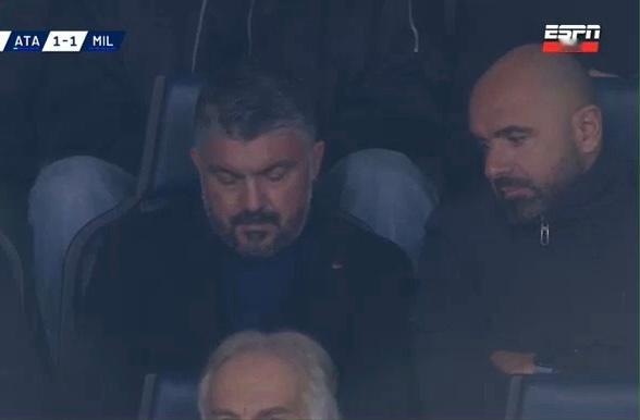 【👀】 意甲联赛 今天意大利国家队 加图索🇮🇹也来到现场观战。[good]