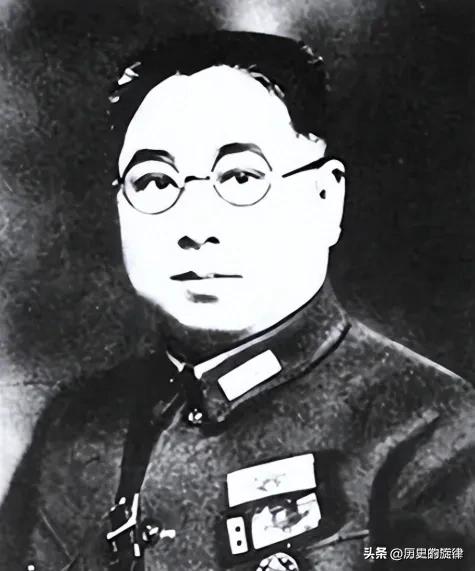 蒋介石20万大洋换人，木排漂回一颗人头，赣江两岸一片哗然
 
1930年，蒋介石