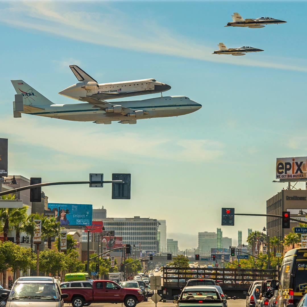 中国飞船预售票一张300万期待一下中国飞船，一定要帅过下面这个！！ 