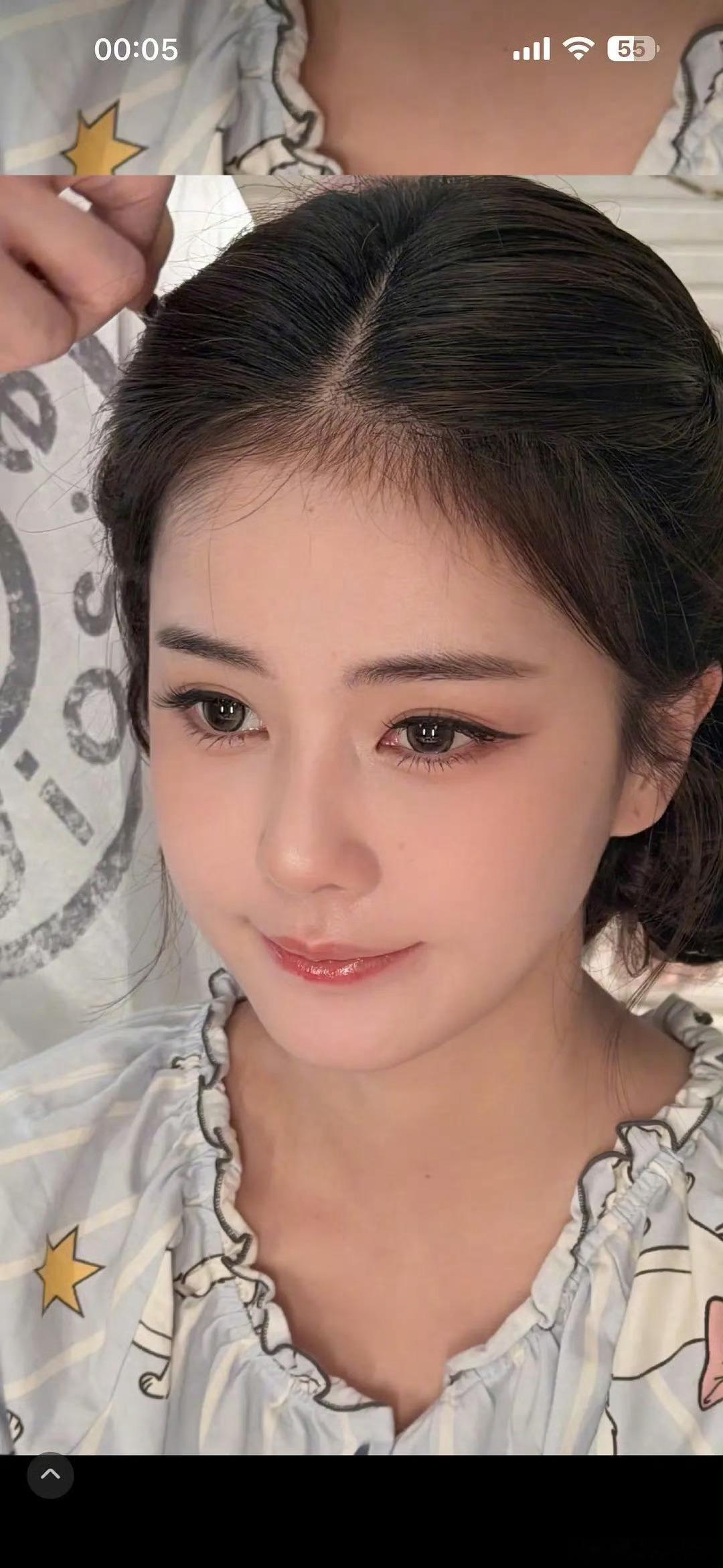 白鹿和李一桐现在怎么风格越来越像了，到底是谁在模仿谁 