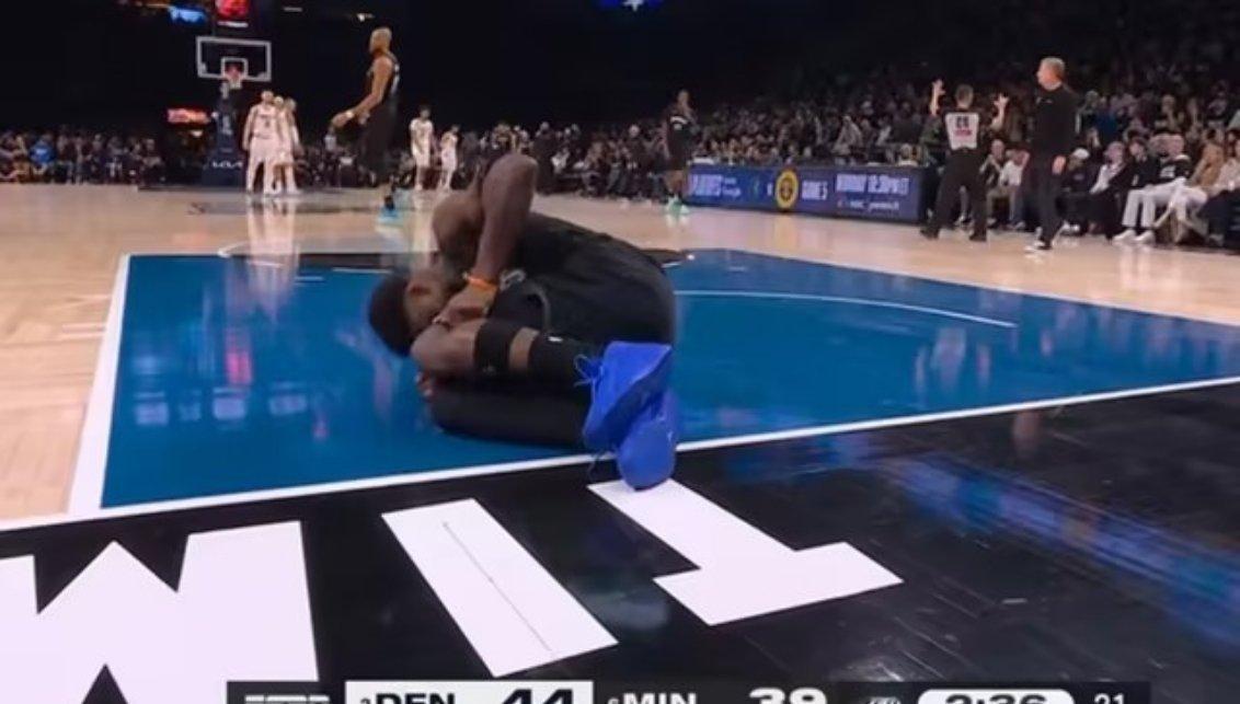 完整体的森林狼季后赛实力很强！但是森林狼这场比赛伤了俩，华子的膝盖迪文琴佐的跟腱