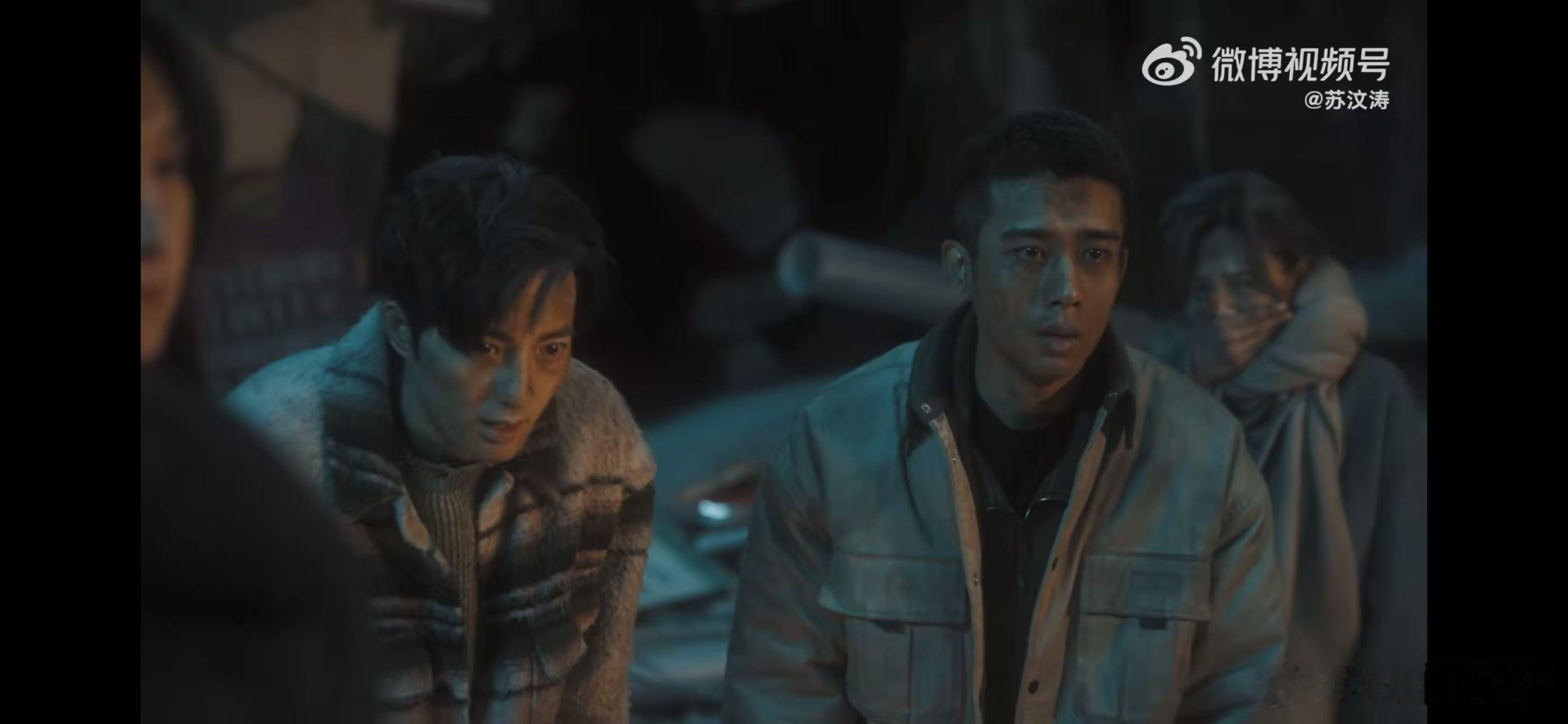 谁懂欧豪北上下跪这一下北上里面谢望和这一跪这一下都会让人惊到了，那个倔强的少年低