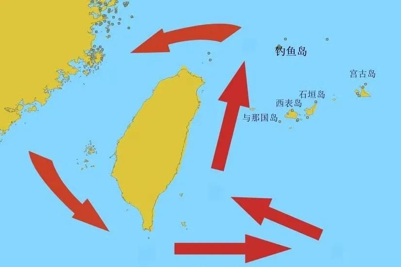 日菲想绕开中国“纸上划界”？咱们直接用万吨巨轮绕台画了个圈，把那些魑魅魍魉一巴掌