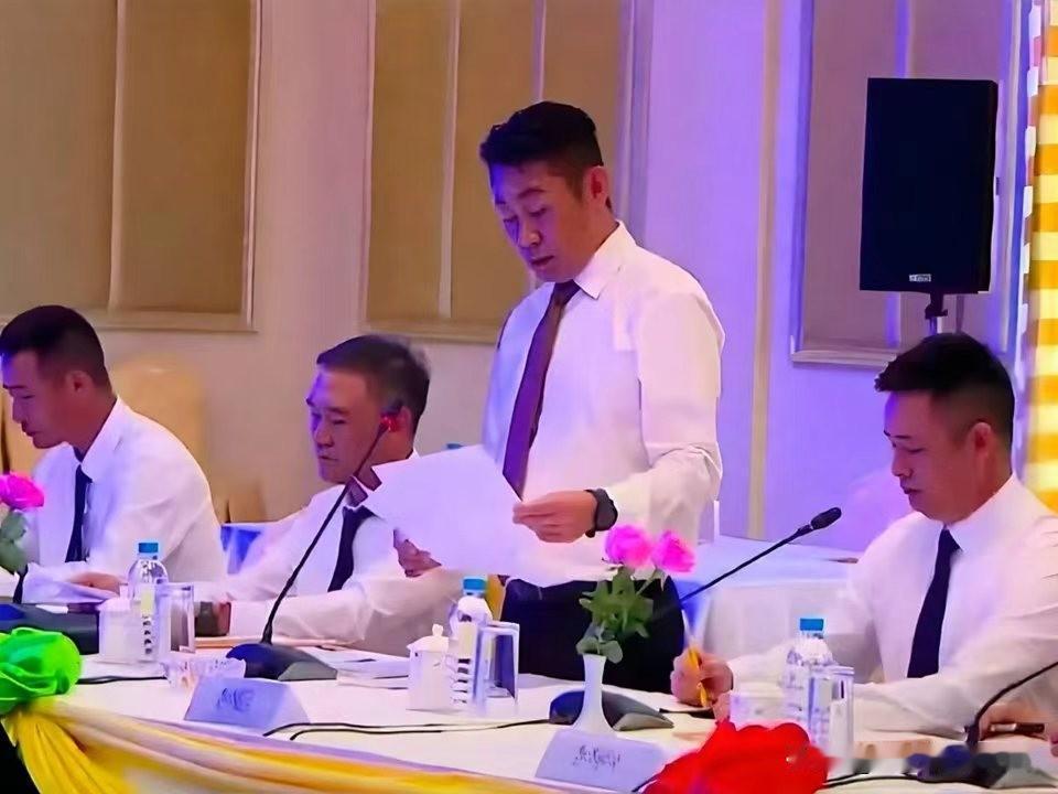 缅甸团结和平委员会与同盟军代表团首次在内比都会谈且有共识也有分歧的最新消息。据缅