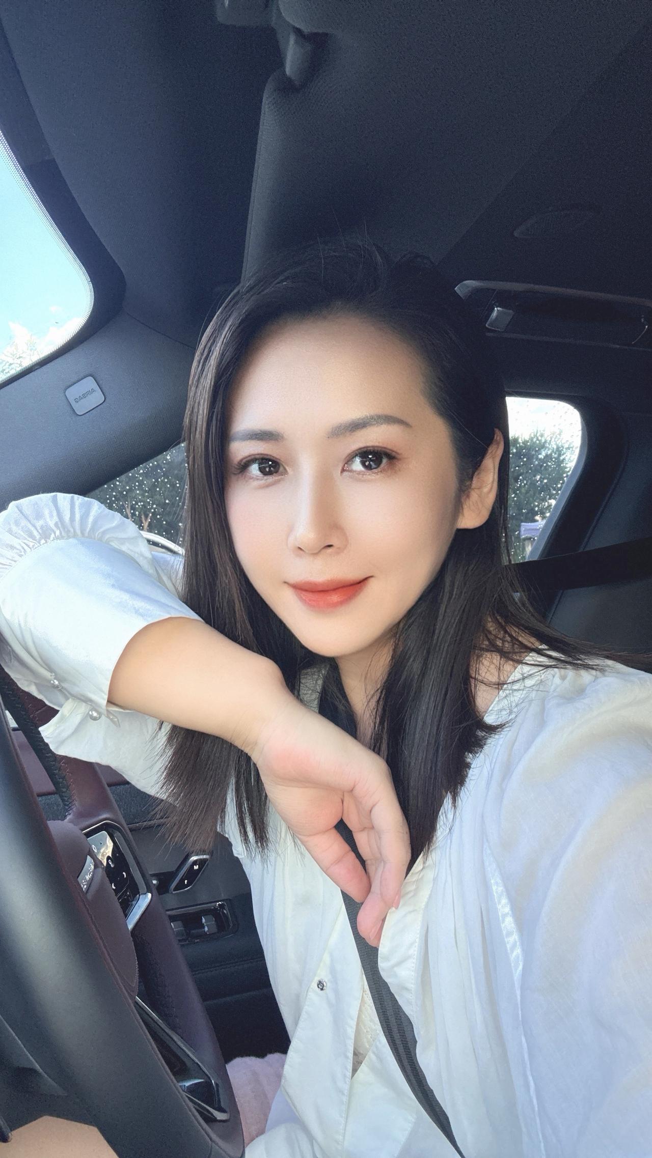 人生，本就是一个不断得到，同时也在不断失去的过程，属于你的、不属于你的，一切都会