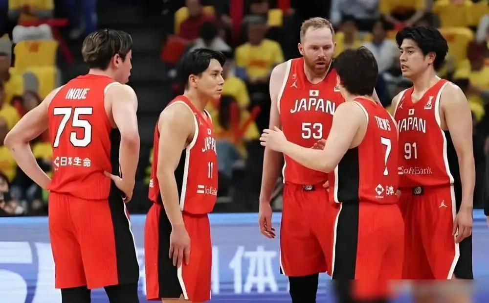 日本男篮有五个规化球员才赢咱们的！

跟菲律宾男篮有什么两样。

全靠规划的美国