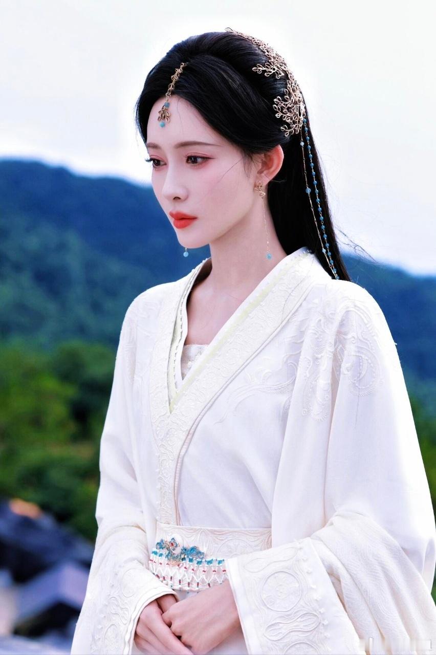 周也包场百花杀陈都灵包场百花杀孟子义内娱人脉101百花杀云包场排面拉满，全是孟姐